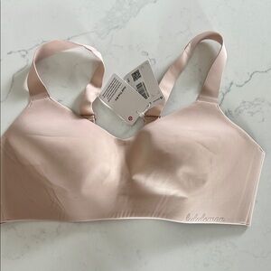 Lululemon Hold True Bra